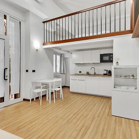 Loft Margarita Apartment Милано Екстериор снимка