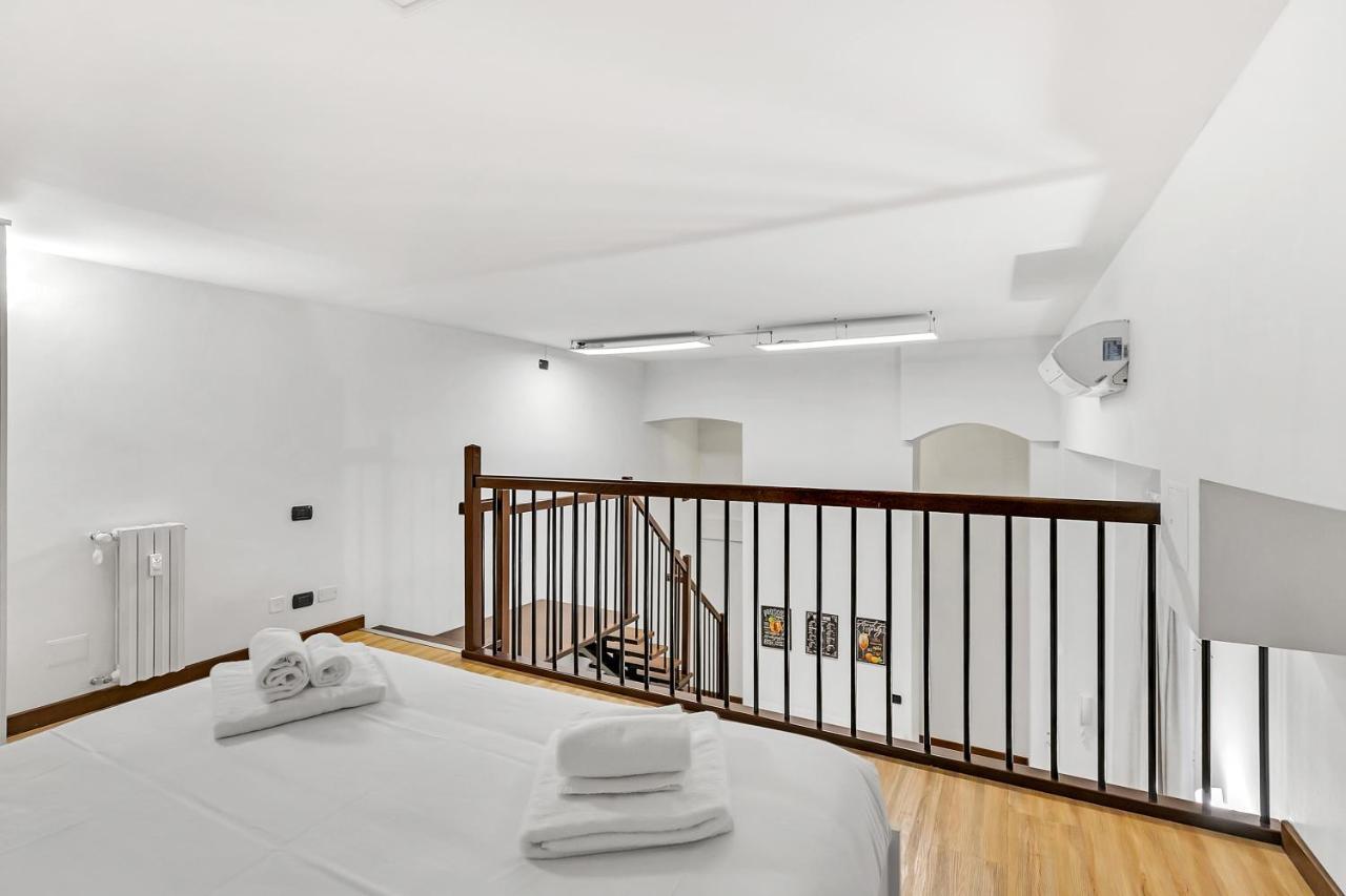 Loft Margarita Apartment Милано Екстериор снимка